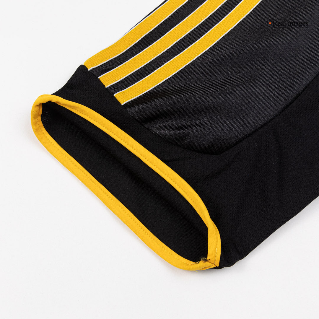 Retro 1999/01 Mens Real Madrid Away Jersey