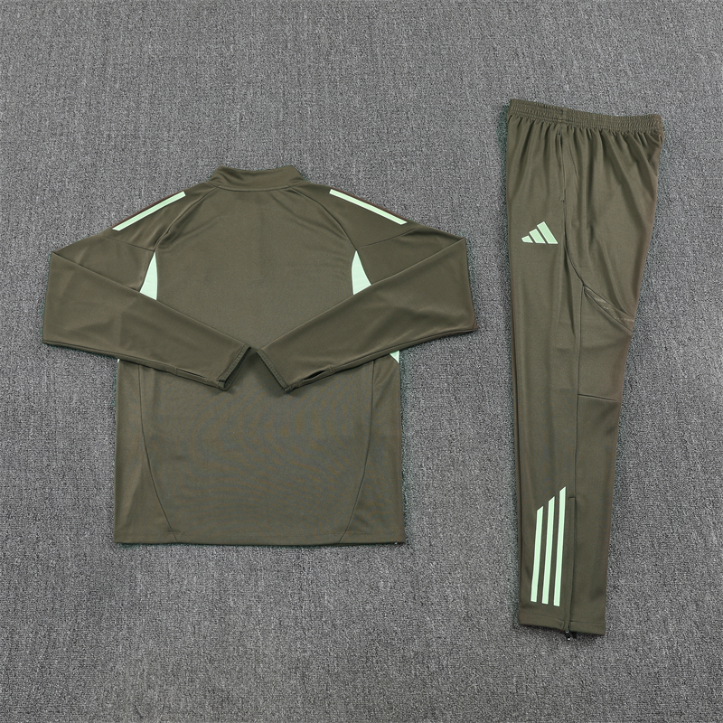 Real Madrid Training Tracksuits 25/26 Football Kit Soccer Jersey