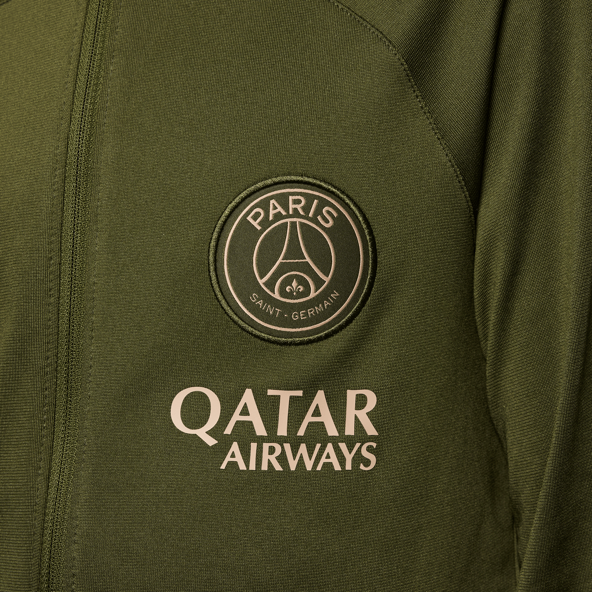 Nike PSG Strike Fourth Big Kids' Jordan Dri-FIT Soccer Hooded Knit Tracksuit